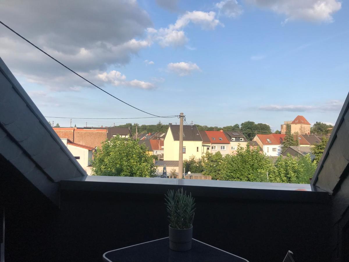 Apartment mit Dachloggia Saarlouis Exterior foto